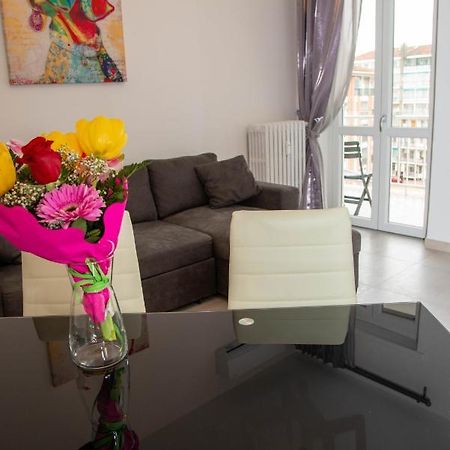 A Casa Di Ivy E Baby Daire Torino Dış mekan fotoğraf